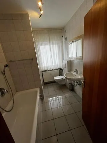Gaestezimmer - Elbert Apartment Hoesbach